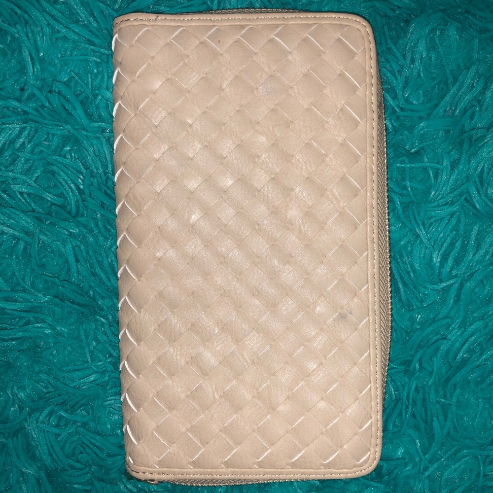 cream charming charlie wallet